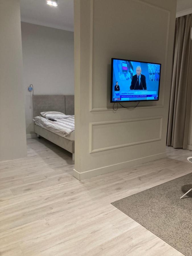 Mennica Residence Hotel Apartments Варшава Экстерьер фото